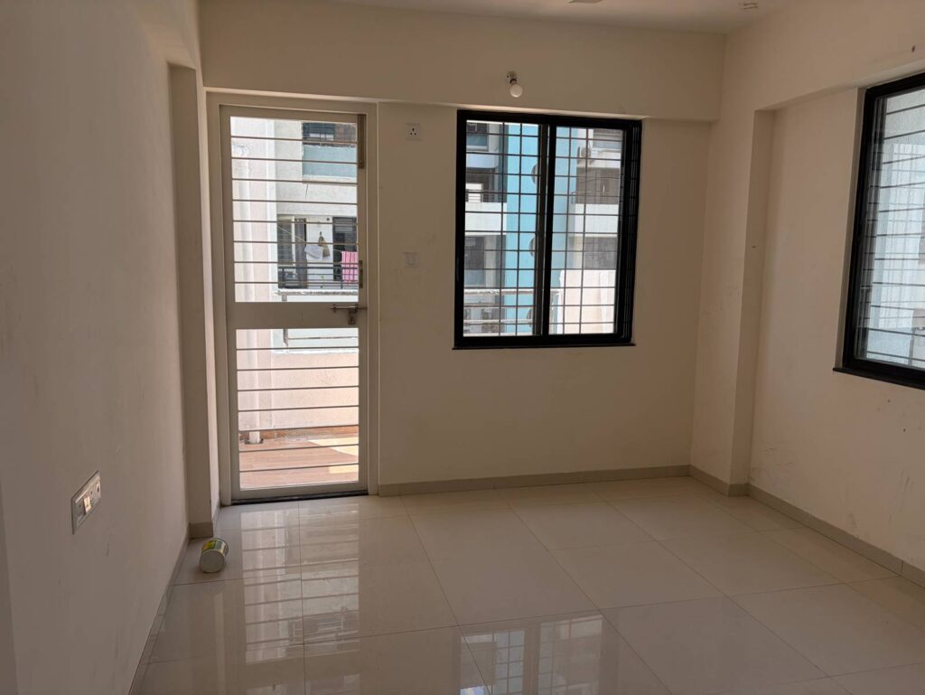 2 BHK Ready To Move in Wakad
